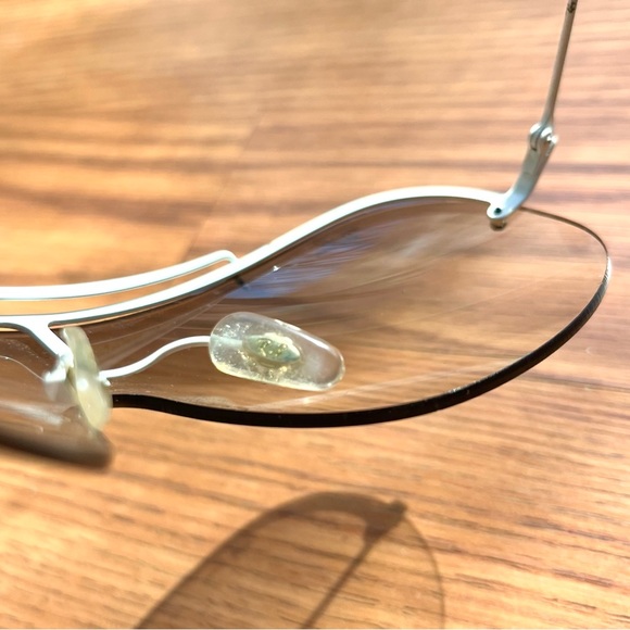 Ray-Ban Aviator Sunglasses - Picture 9 of 10